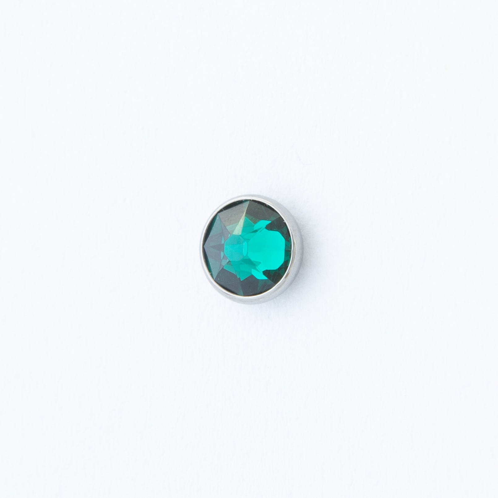 Nakit - Zeleni cirkon + šipkica - Flat back, 4 mm, Titan