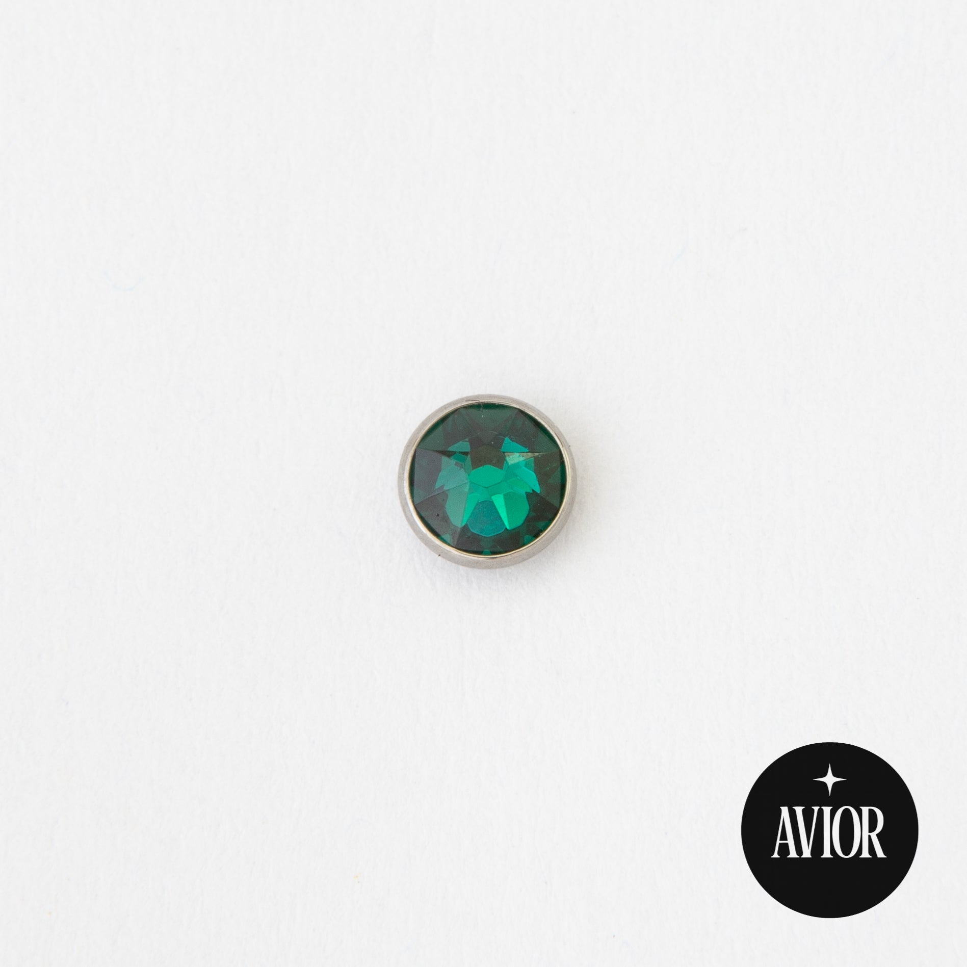 Nakit - Zeleni cirkon + šipkica - Flat back, 4 mm, Titan