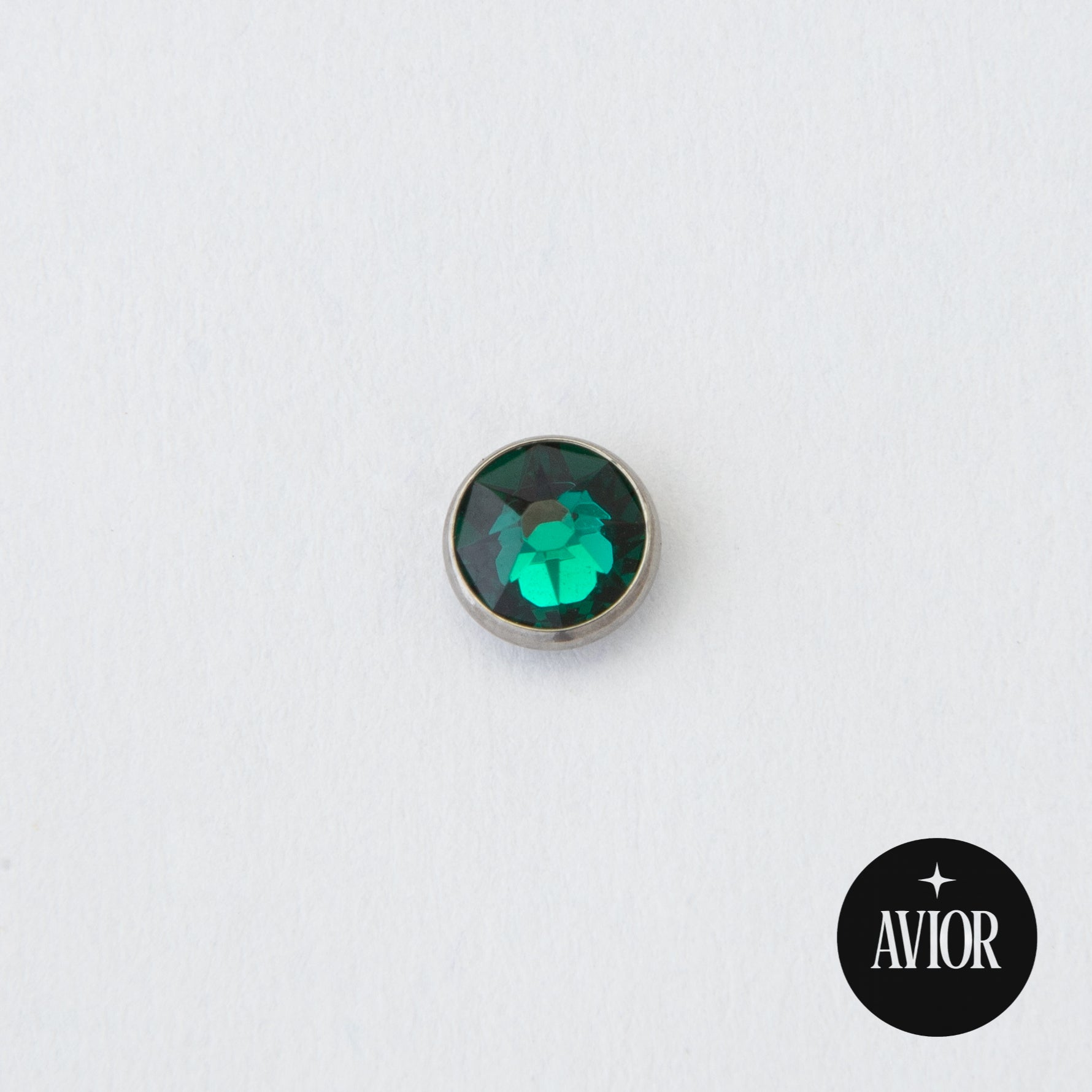 Nakit - Zeleni cirkon + šipkica - Flat back, 4 mm, Titan