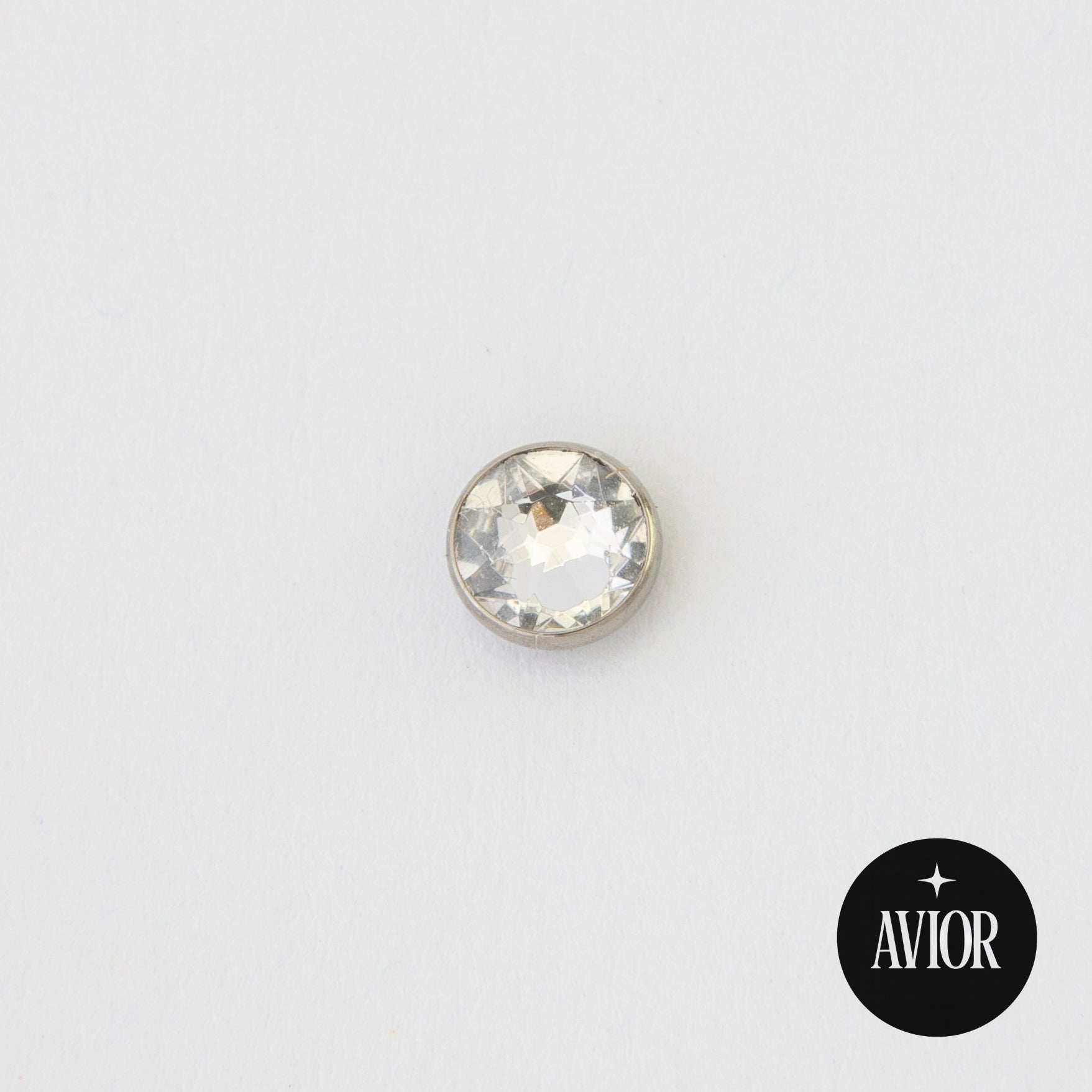 Nakit - Bijeli cirkon + šipkica - Flat back, 4 mm, Titan