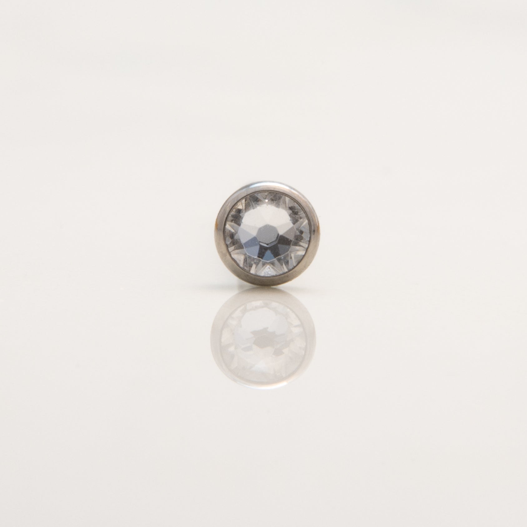 Dermal top - Bijeli cirkon - 4 mm Titan