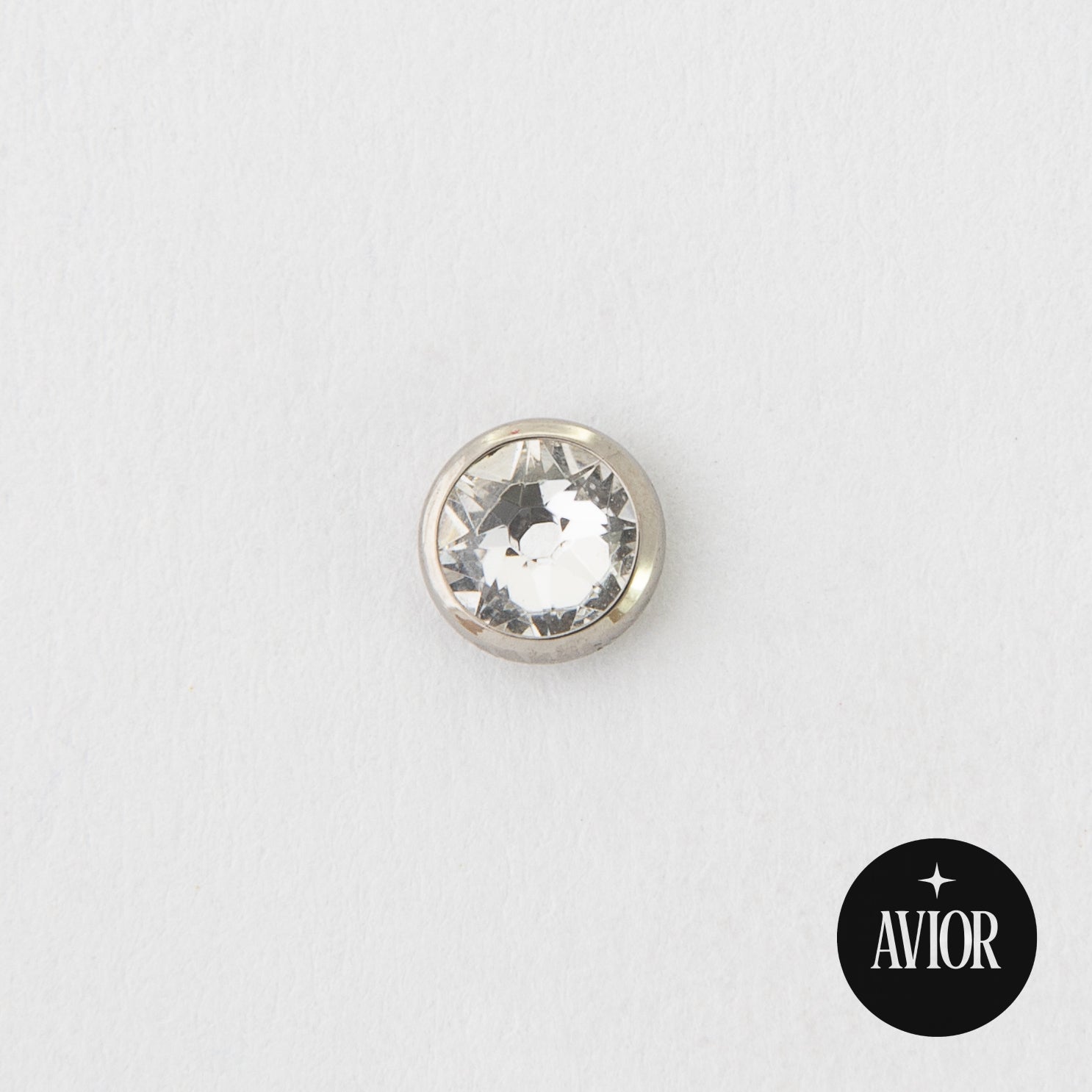 Dermal top - Bijeli cirkon - 4 mm Titan