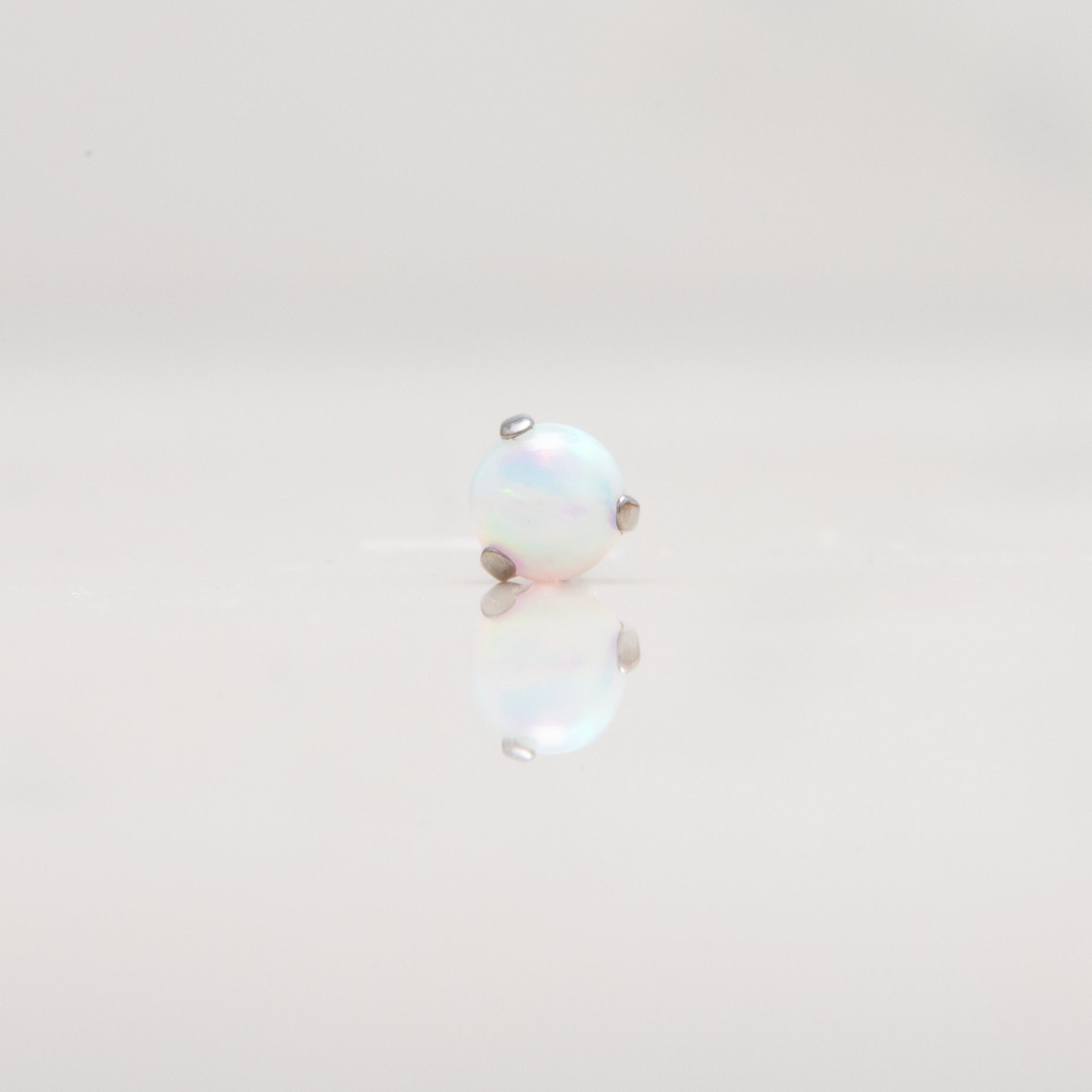 Nakit - Bijeli opal + šipkica - Kugla, 3 mm, Titan