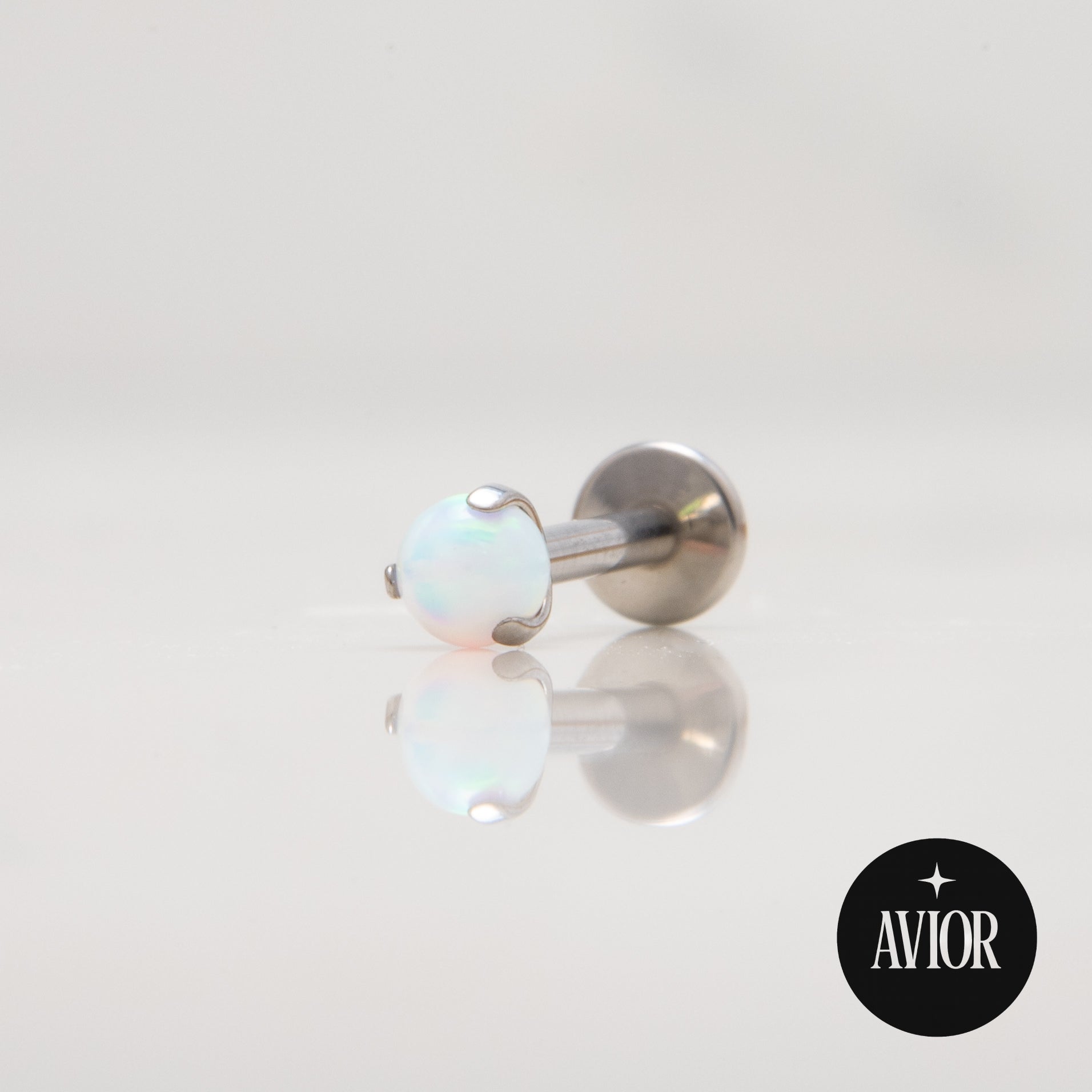 Nakit - Bijeli opal + šipkica - Kugla, 3 mm, Titan