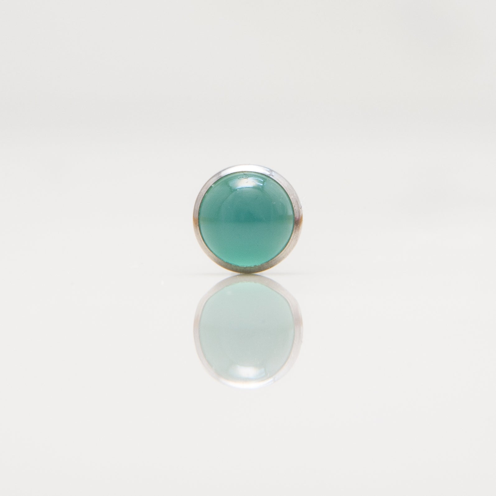 Nakit - Zeleni glatki cirkon + šipkica - Flat back, 4 mm, Titan