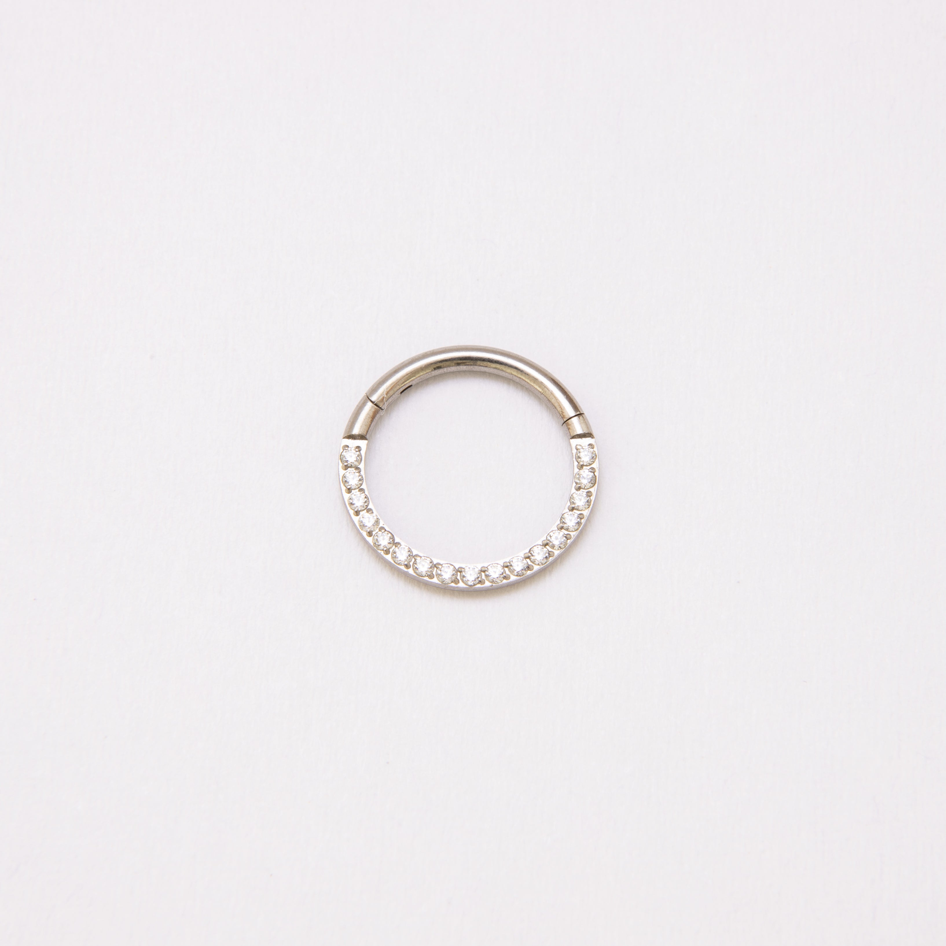 Ring - Metalik s crikonima - 0,8 mm - promjer 8 mm - Titan