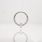 Ring - Maquise cirkon okružem manjim cirkonima debljine 1.2 mm - promjer 10 mm - Titan
