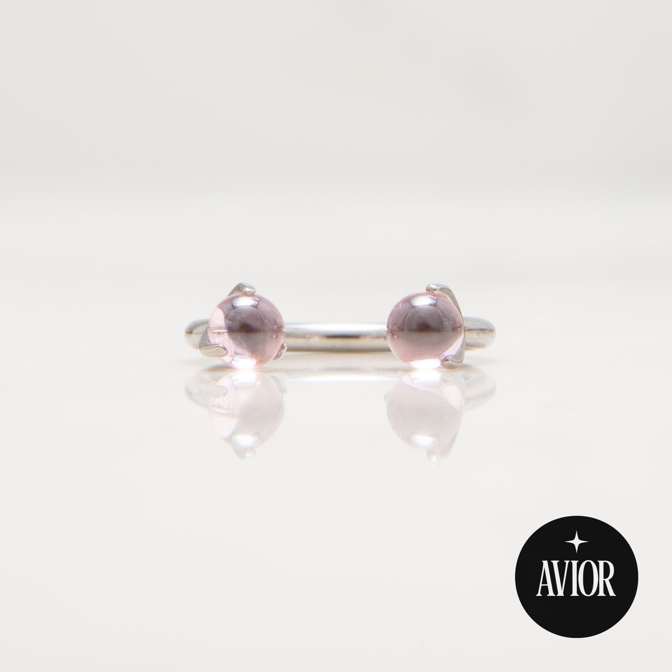 Potkova - S rozim okruglim cirkonom promjera 3 mm - 1.2 mm - Titan