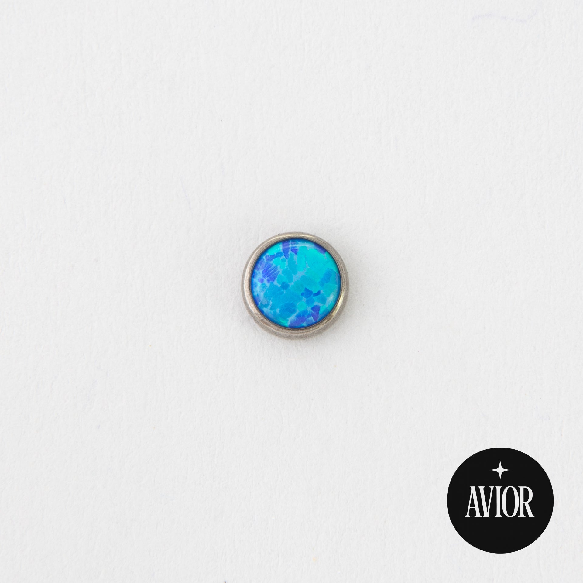 Dermal top -  Plavi opal - 4 mm Titan