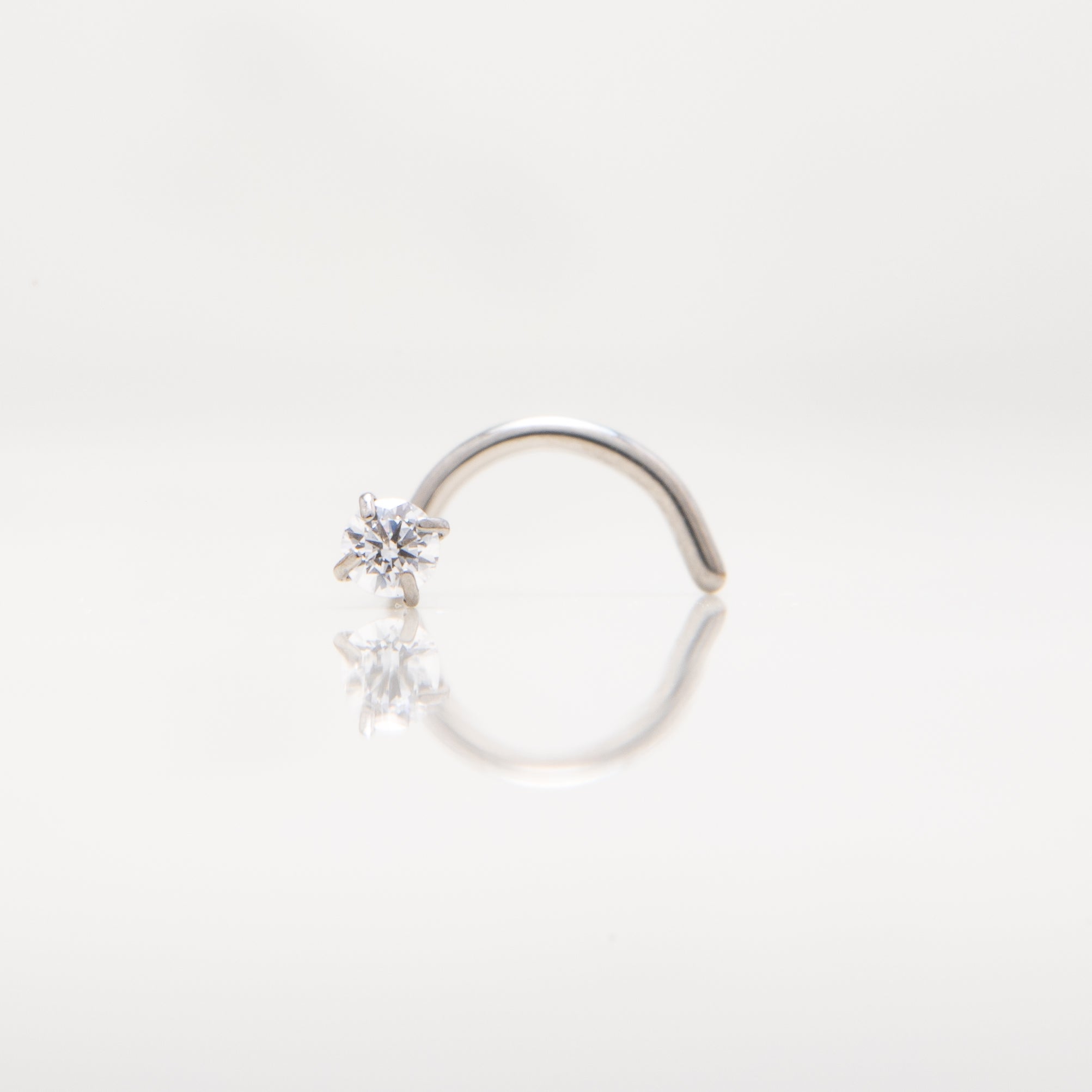 Nakit - Spirala s cirkonom - 2 mm, Titan