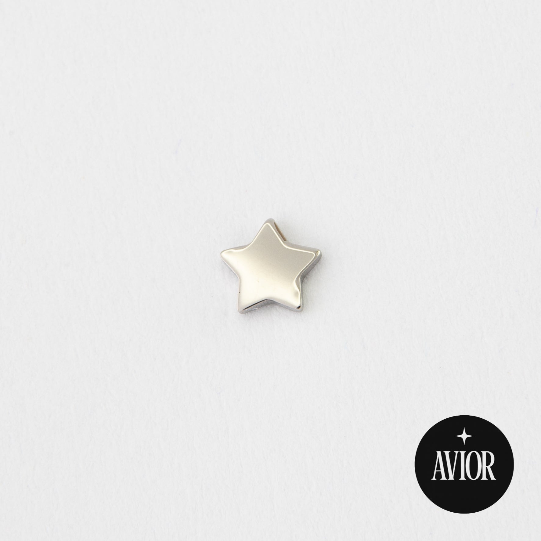 Dermal top -  Zvijezda - 4 mm Titan